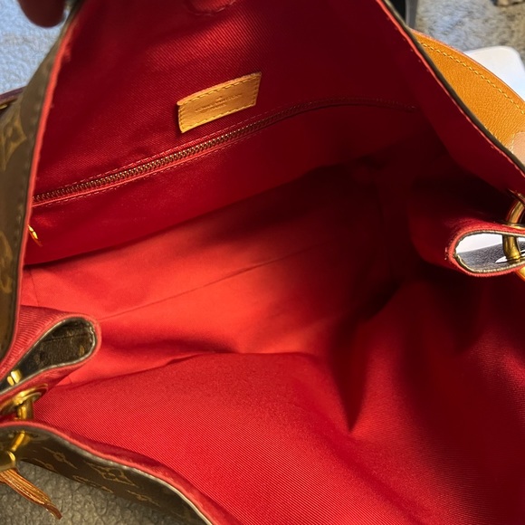 Loui Vuitton Graceful PM - Picture 7 of 13